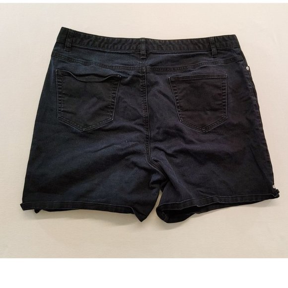 Northern Reflection Women's Weekend Stretch Shorts - Picture 3 of 3